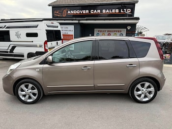 Used Nissan Note 2010 for sale - 76243013: Photo