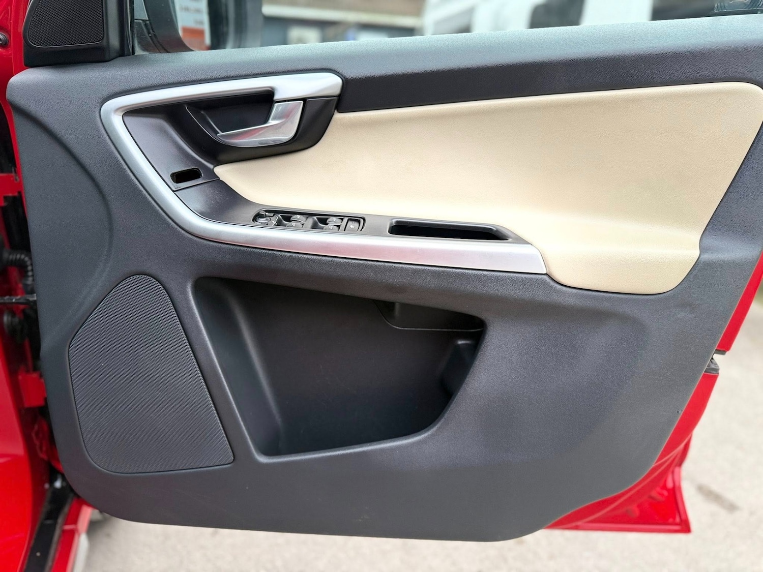 Used Volvo XC60 2011 for sale - 77034549: Photo 13