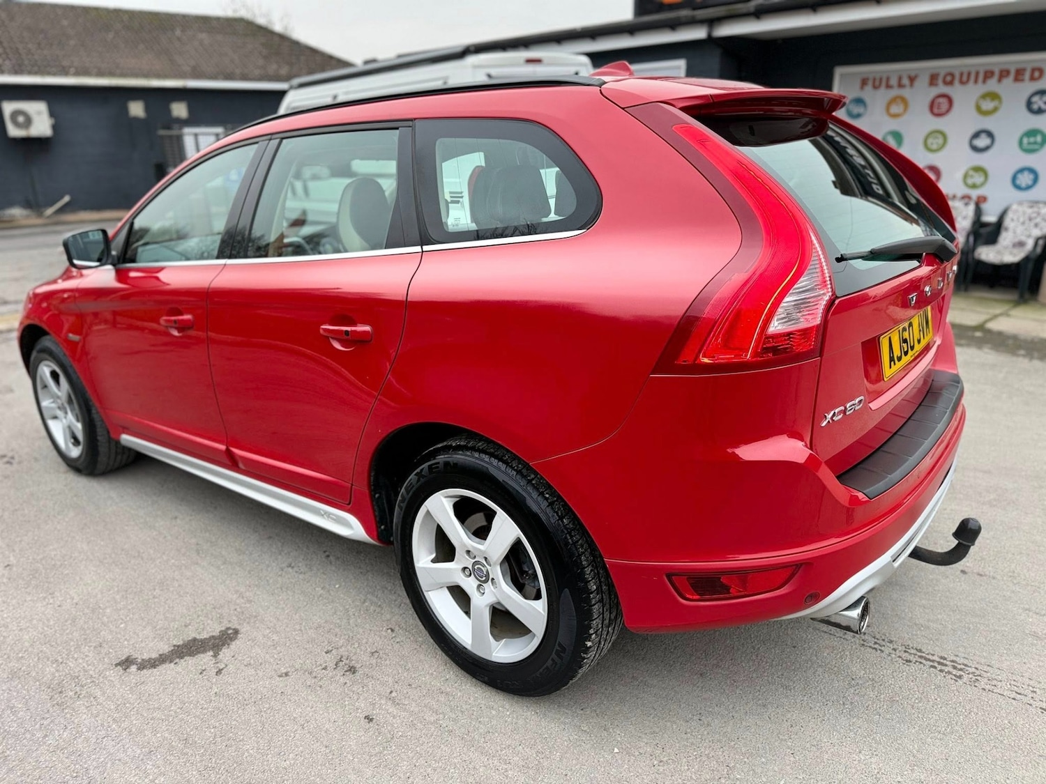 Used Volvo XC60 2011 for sale - 77034549: Photo 3