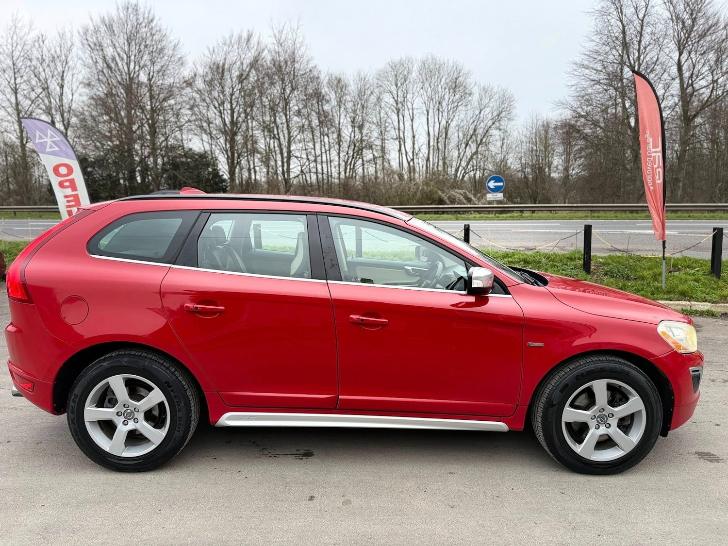 Used Volvo XC60 2011 for sale - 77034549: Photo 7