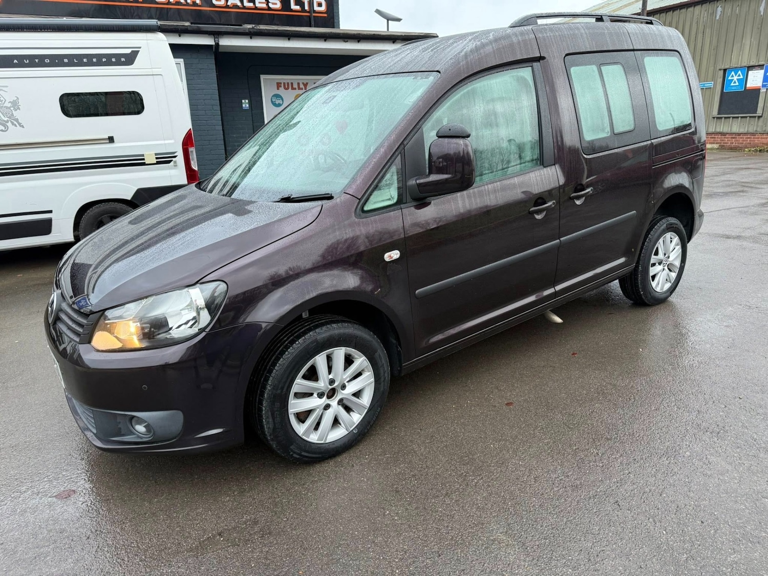 Used Volkswagen Caddy Life 2012 for sale - 76918413: Photo 1