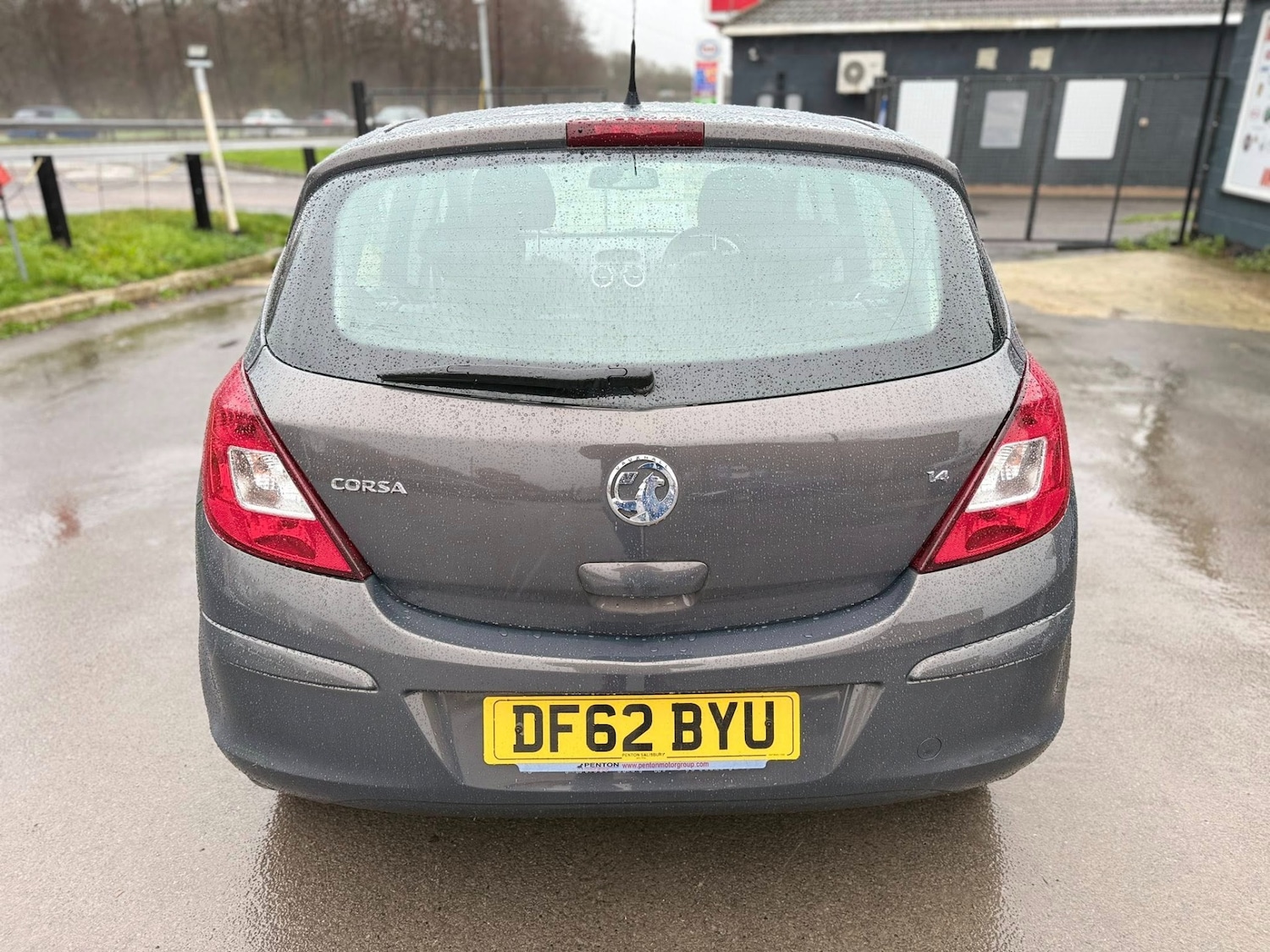 Used Vauxhall Corsa 2013 for sale - 76856975: Photo 4