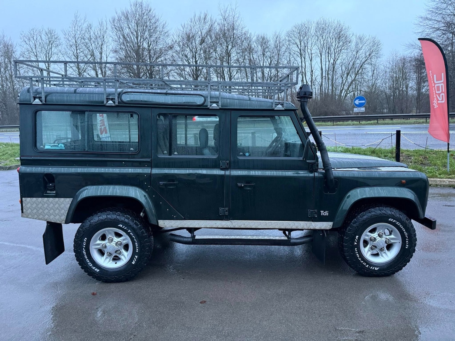 Used Land Rover Defender 110 1997 for sale - 77473265: Photo 6