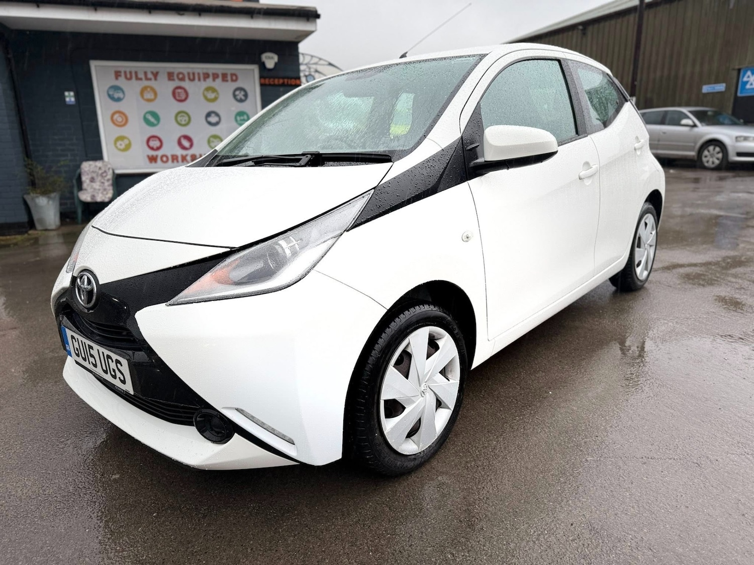 Used Toyota AYGO 2015 for sale - 77186151: Photo 1