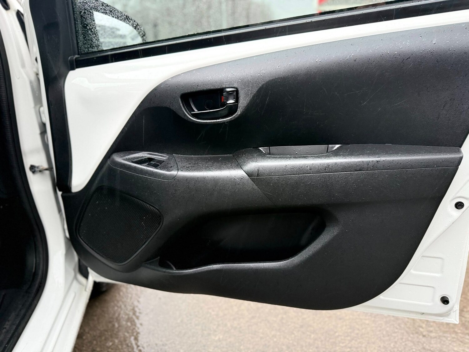 Used Toyota AYGO 2015 for sale - 77186151: Photo 13