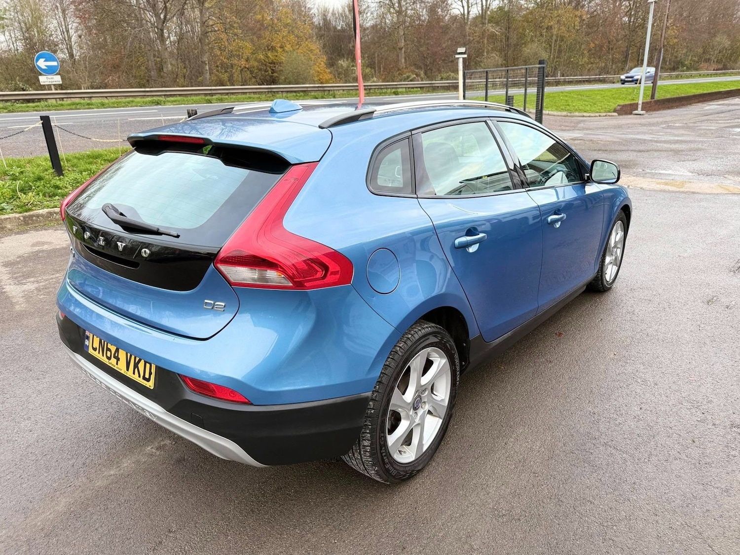 Used Volvo V40 2014 for sale - 76614708: Photo 6