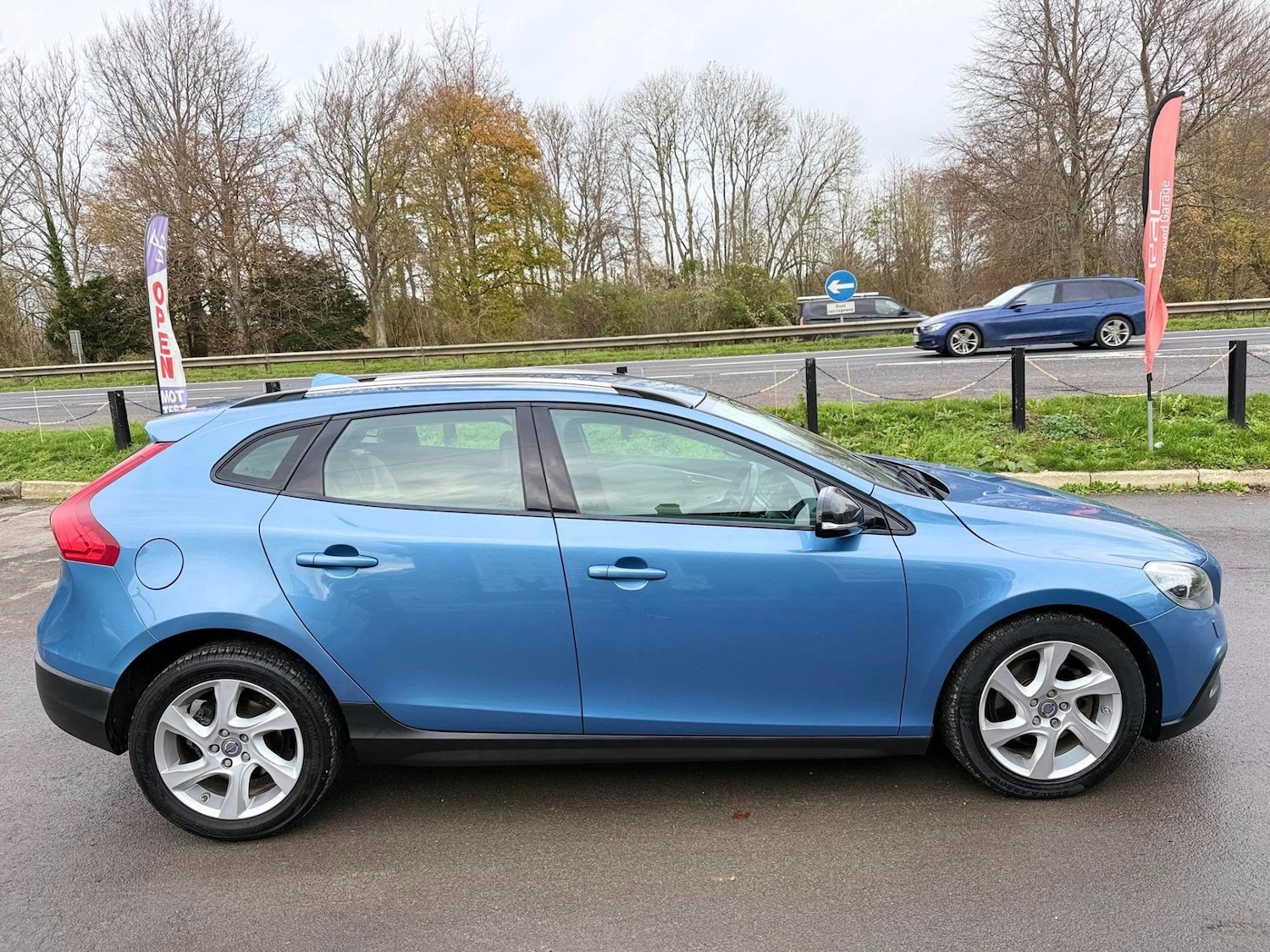 Used Volvo V40 2014 for sale - 76614708: Photo 7