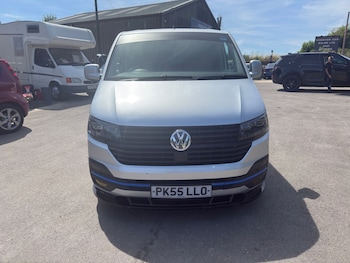 Used Volkswagen Caravelle 2005 for sale - 79140035: Photo