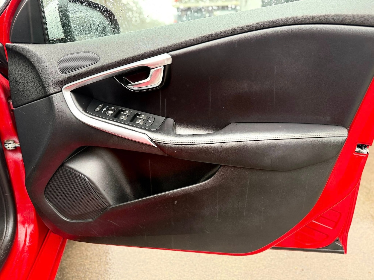 Used Volvo V40 2016 for sale - 77179769: Photo 13