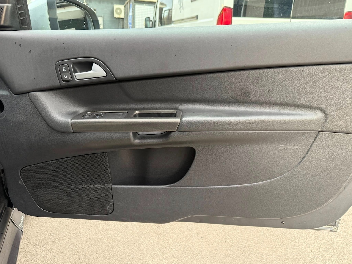 Used Volvo C30 2011 for sale - 78022904: Photo 13