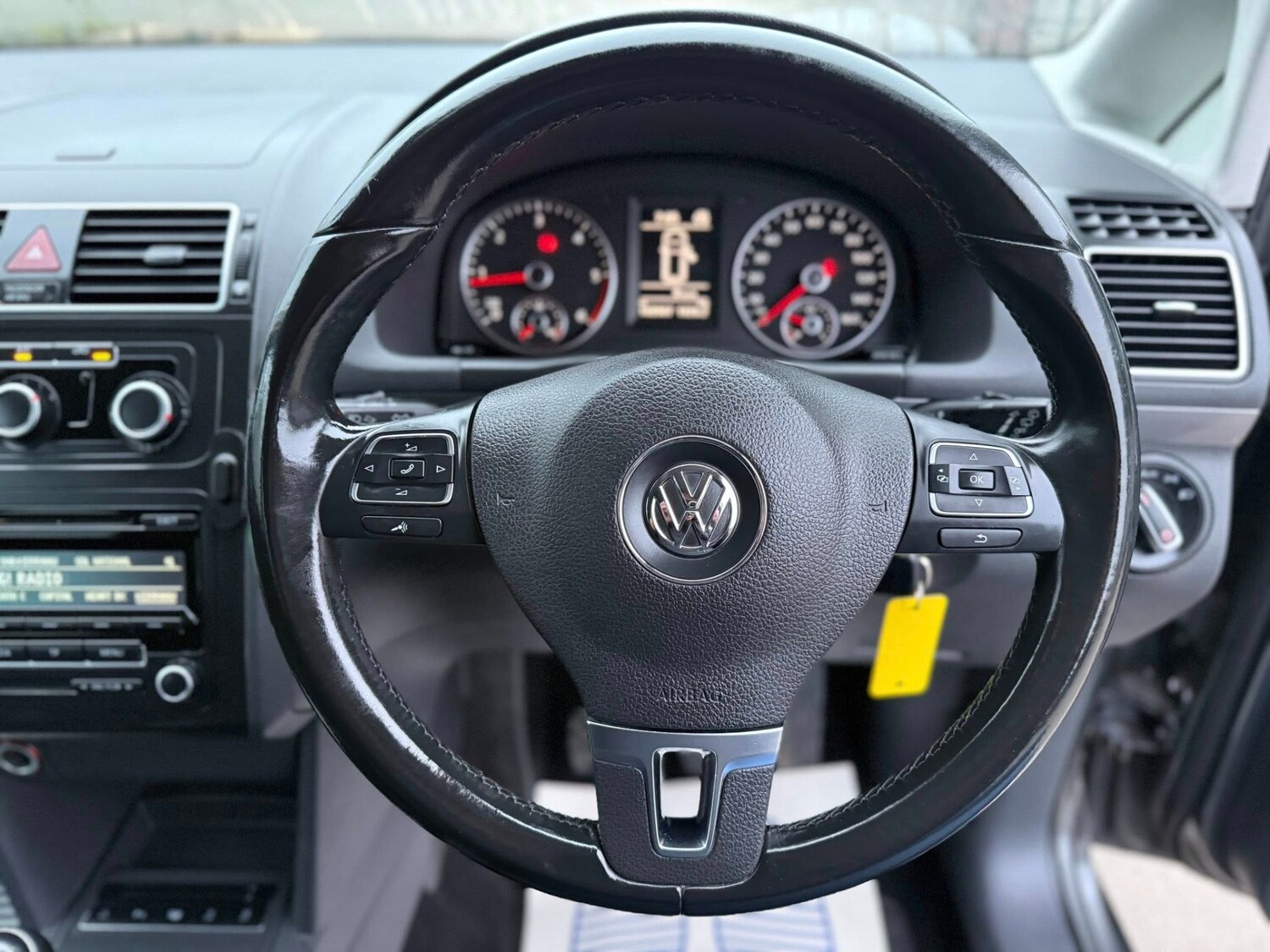 Used Volkswagen Touran 2015 for sale - 77742967: Photo 12