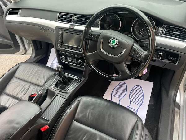 Used Skoda Superb 2011 for sale - 71492612: Photo 20