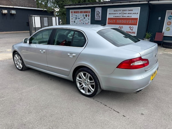 Used Skoda Superb 2011 for sale - 71492612: Photo 3