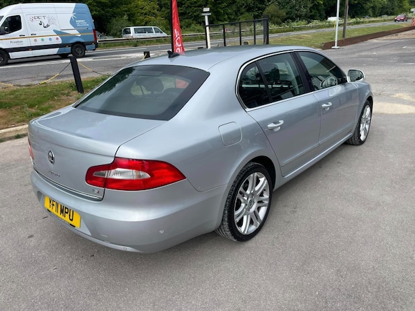 Used Skoda Superb 2011 for sale - 71492612: Photo 5