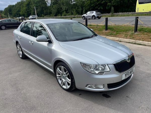 Used Skoda Superb 2011 for sale - 71492612: Photo 7