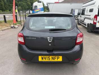 Used Dacia Sandero 2015 for sale - 74661784: Photo