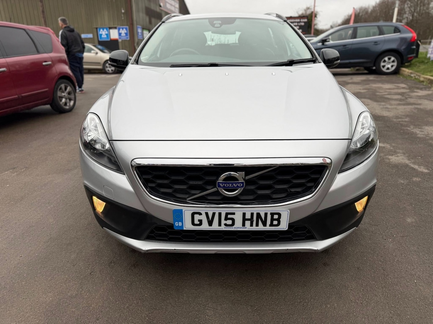 Used Volvo V40 2015 for sale - 77591646: Photo 10