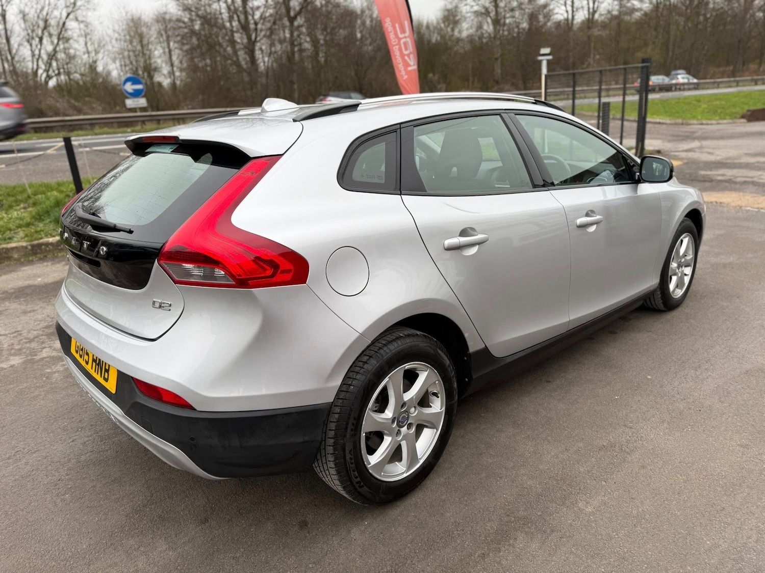 Used Volvo V40 2015 for sale - 77591646: Photo 6