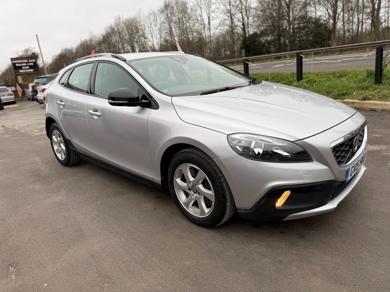 Used Volvo V40 2015 for sale - 77591646: Photo 9
