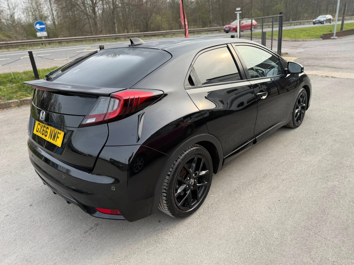 Used Honda Civic 2016 for sale - 77983530: Photo 6