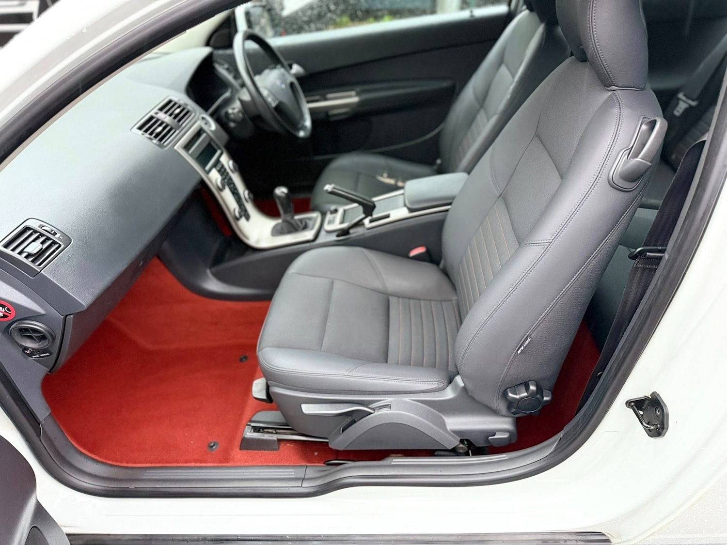 Used Volvo C30 2010 for sale - 76982925: Photo 16