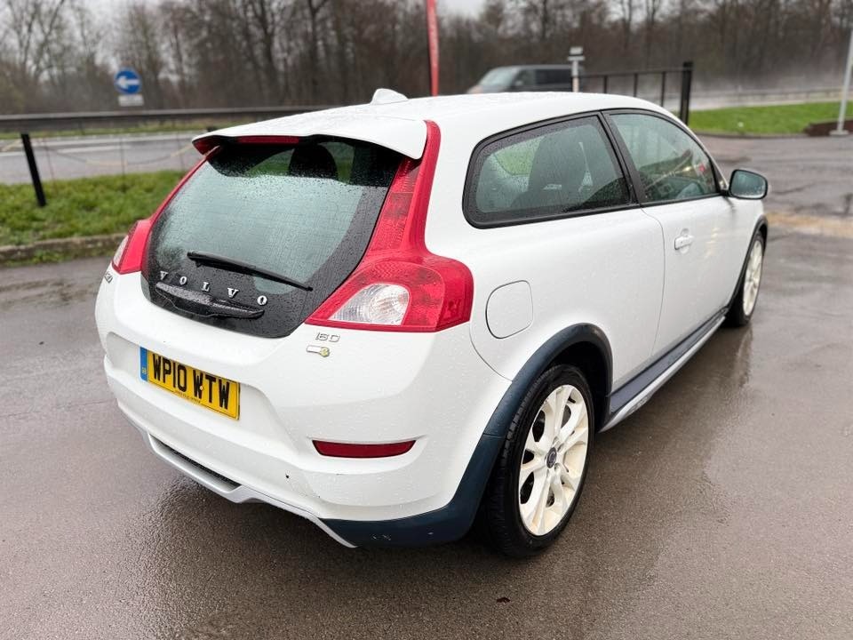 Used Volvo C30 2010 for sale - 76982925: Photo 5