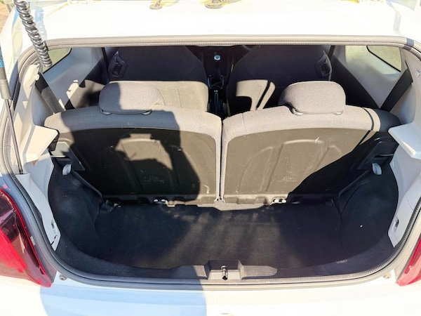 Used Peugeot 108 2014 for sale - 74504344: Photo 15