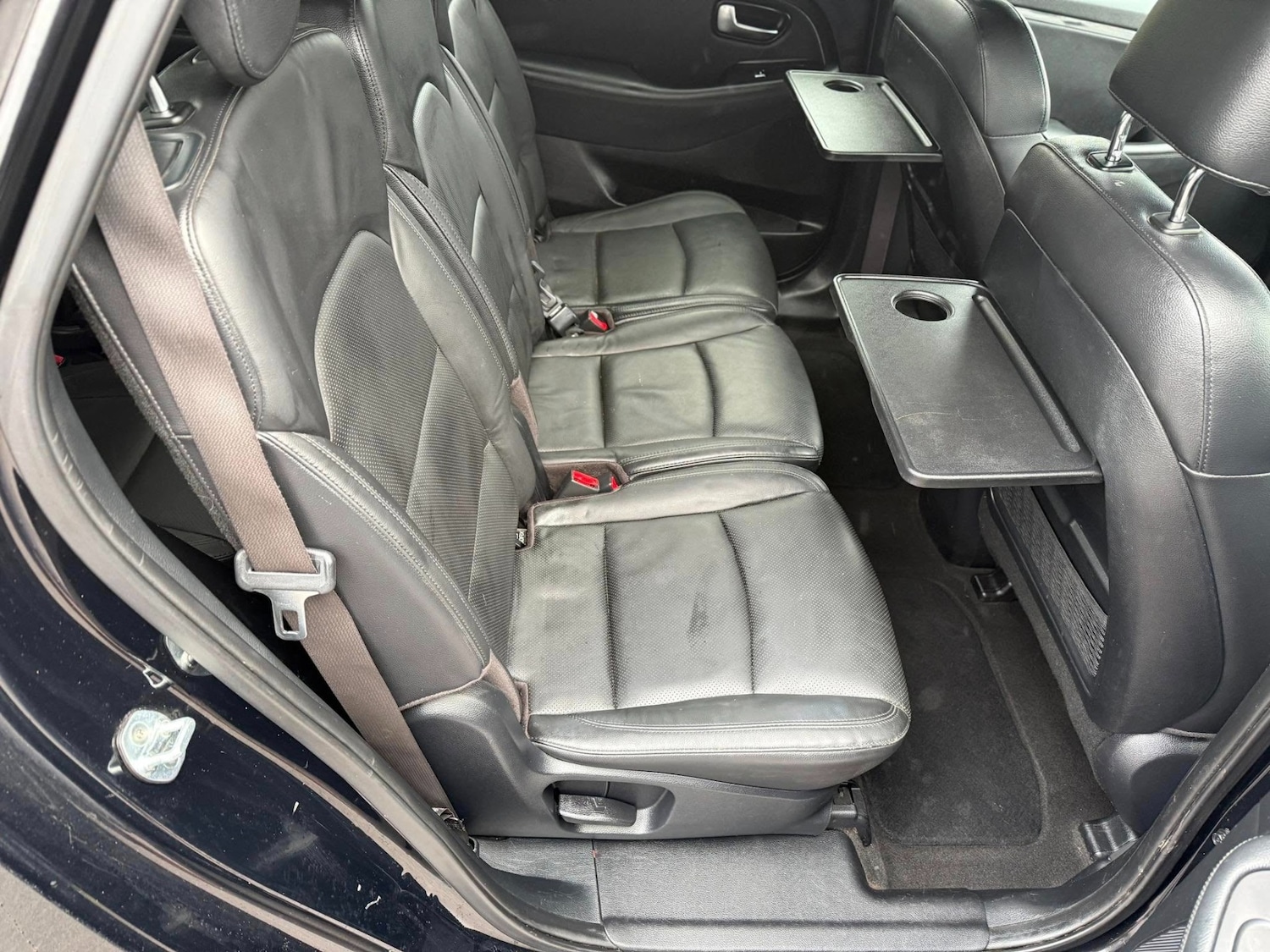 Used Kia Carens 2017 for sale - 76273086: Photo 16