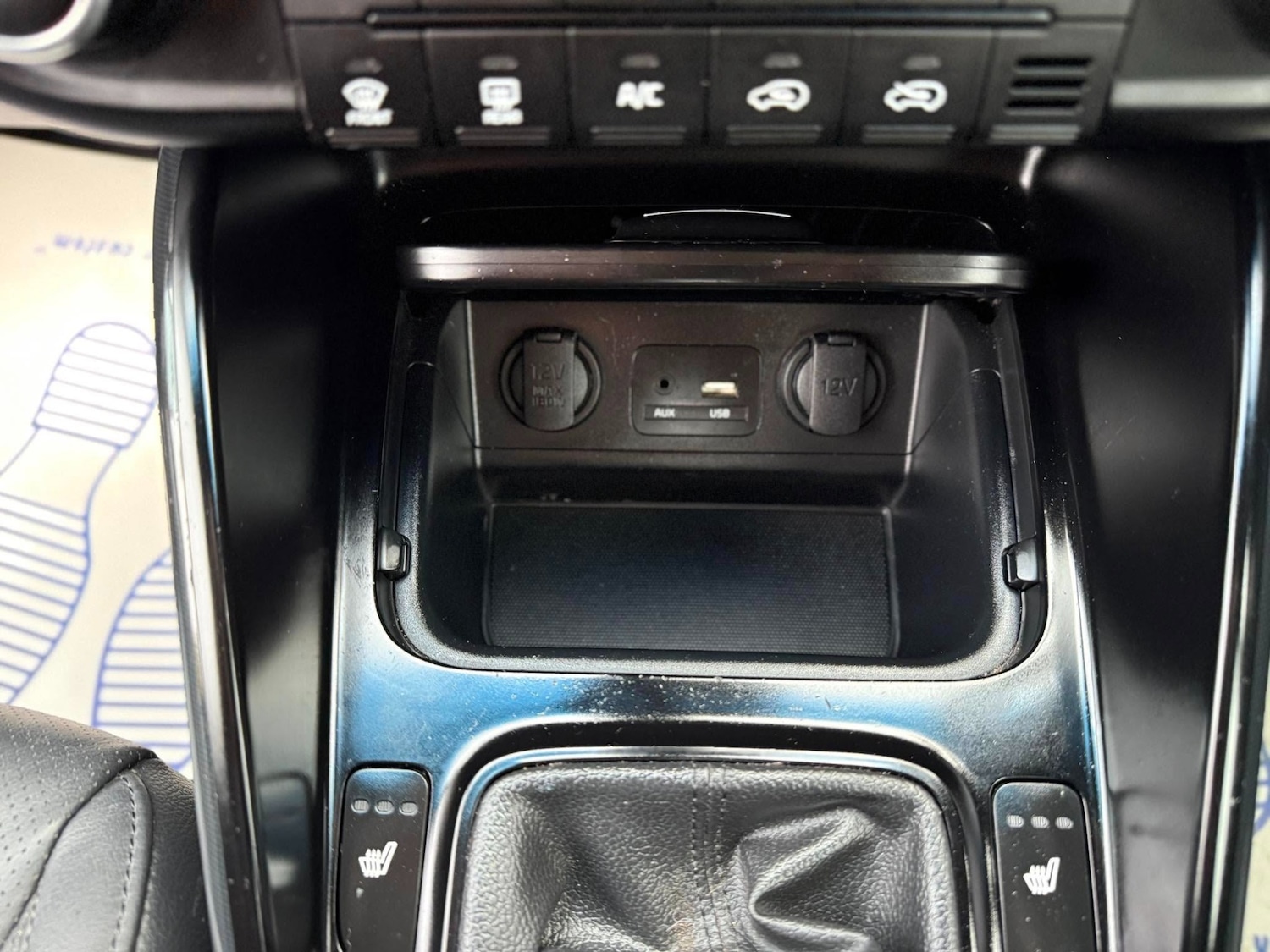 Used Kia Carens 2017 for sale - 76273086: Photo 21