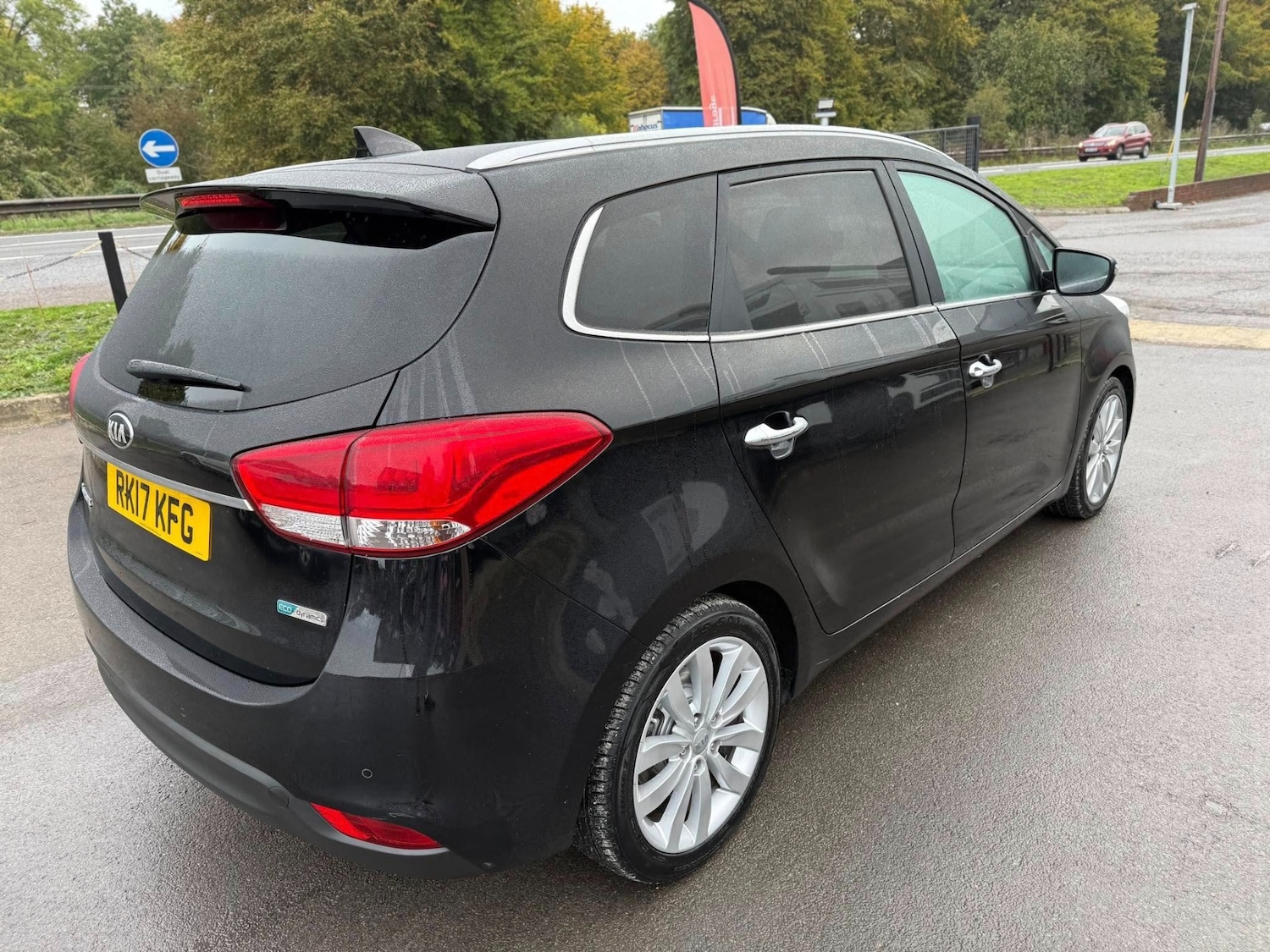 Used Kia Carens 2017 for sale - 76273086: Photo 6