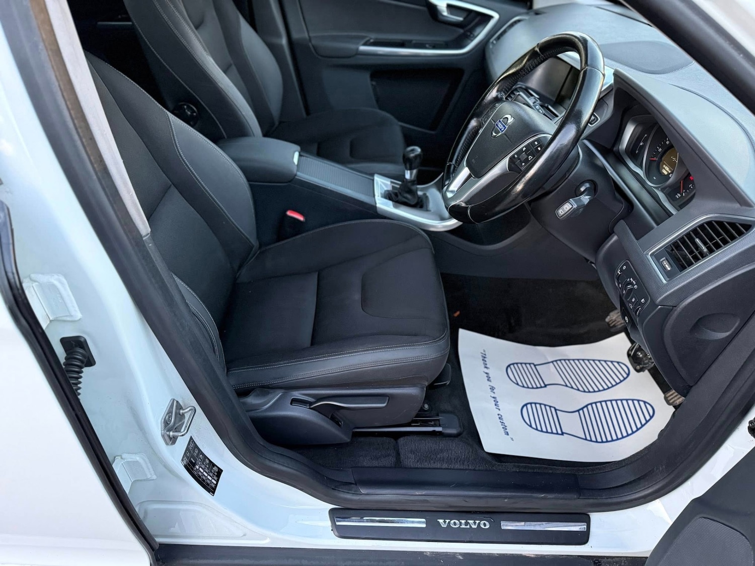 Used Volvo XC60 2013 for sale - 77921068: Photo 14