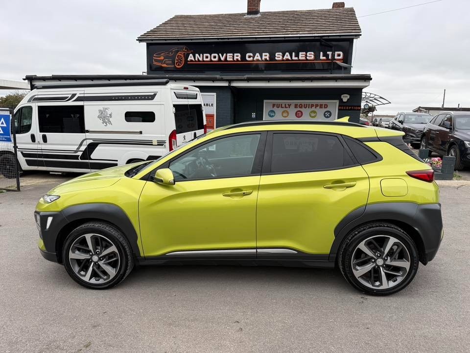 Used Hyundai KONA 2018 for sale - 76276056: Photo 2