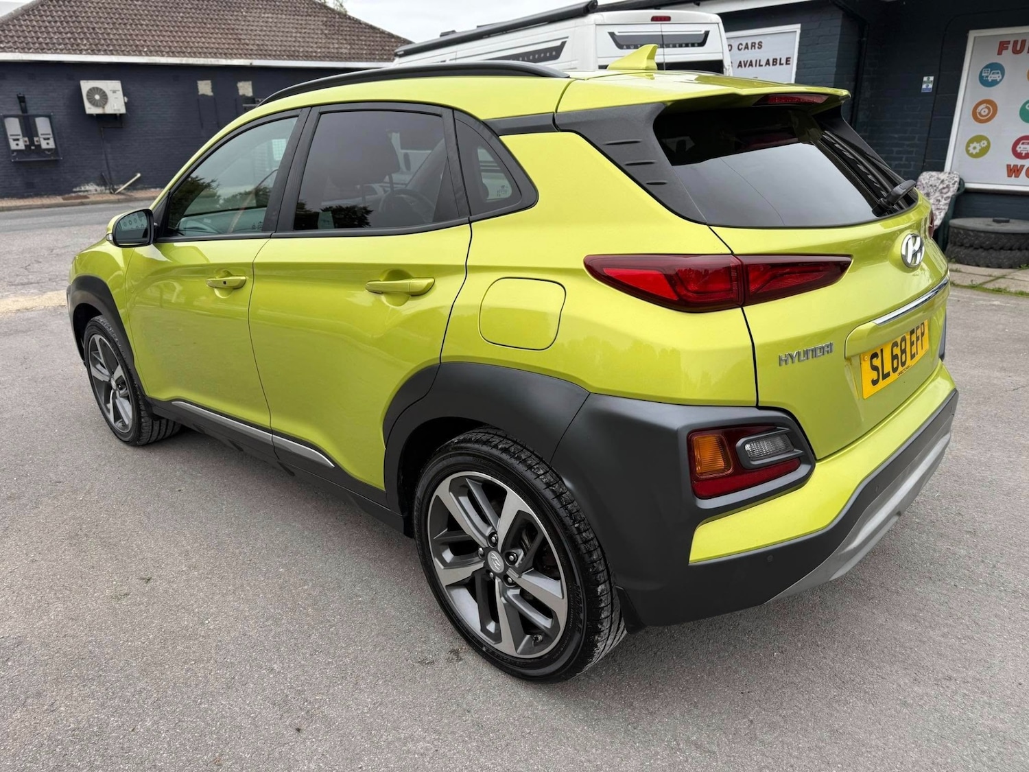 Used Hyundai KONA 2018 for sale - 76276056: Photo 3