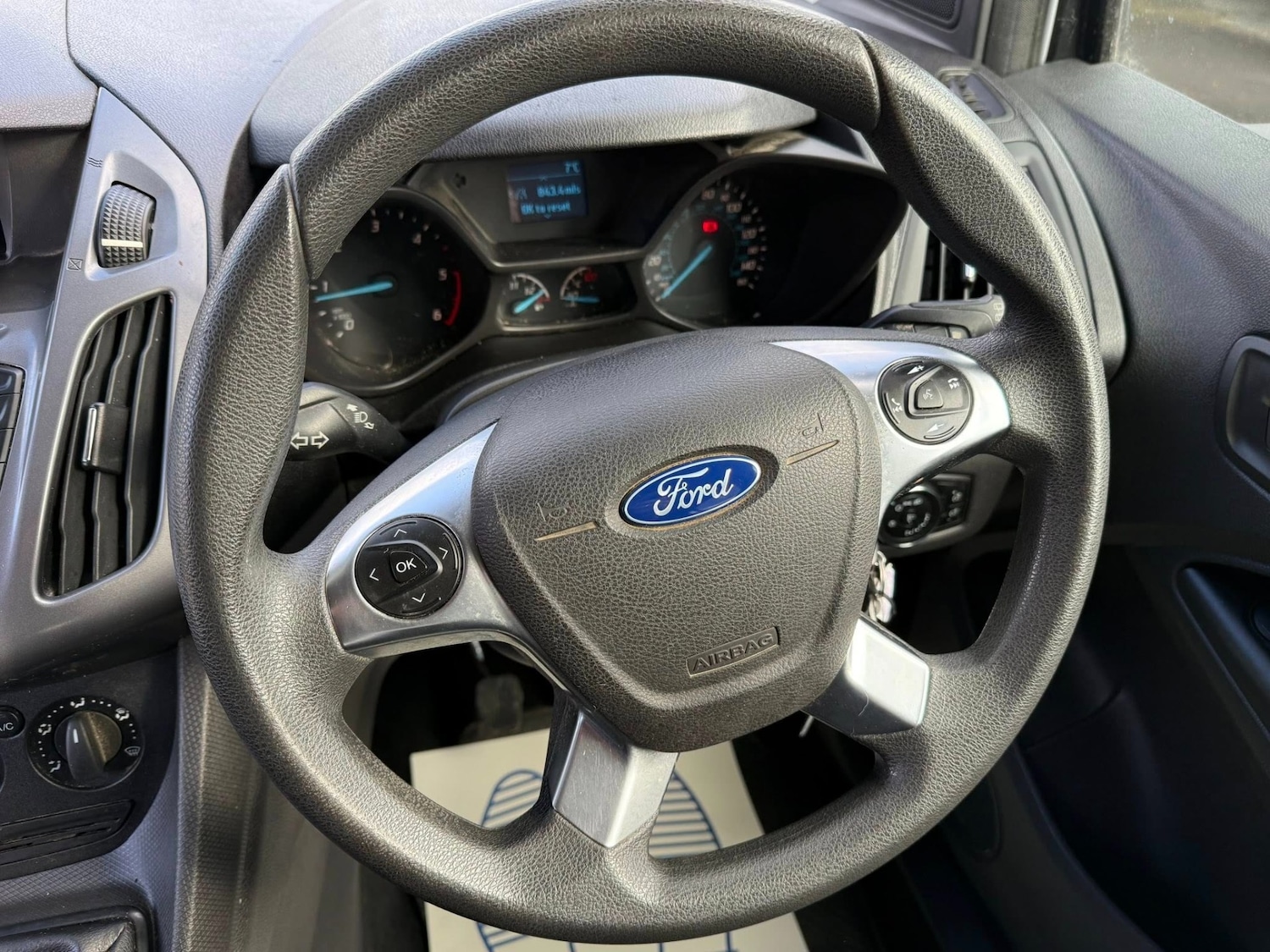 Used Ford Tourneo Connect 2015 for sale - 78013043: Photo 23