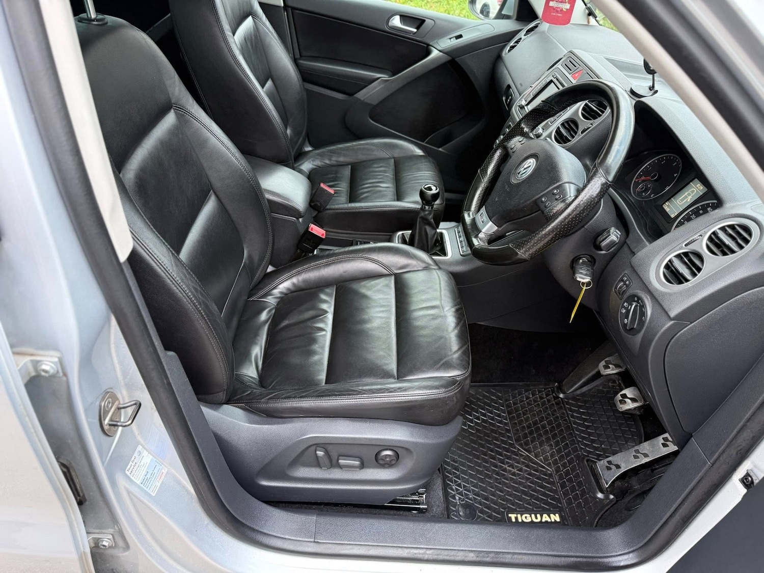 Used Volkswagen Tiguan 2009 for sale - 77261451: Photo 11