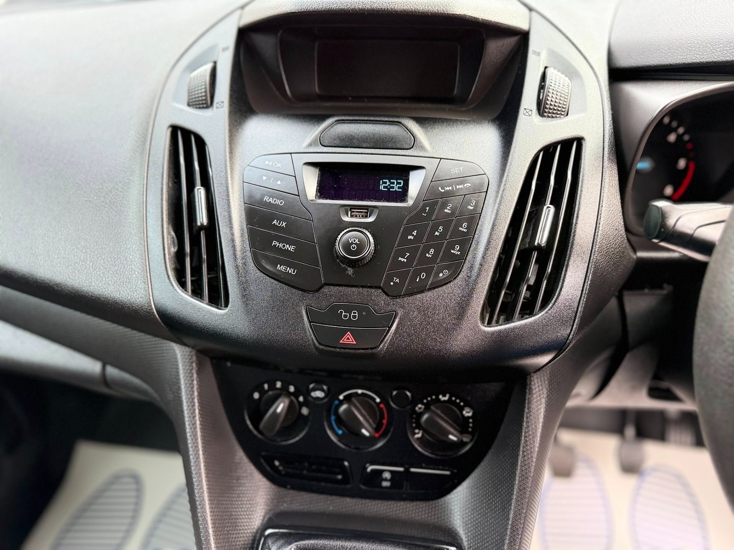 Used Ford Transit Connect 2017 for sale - 77023757: Photo 16