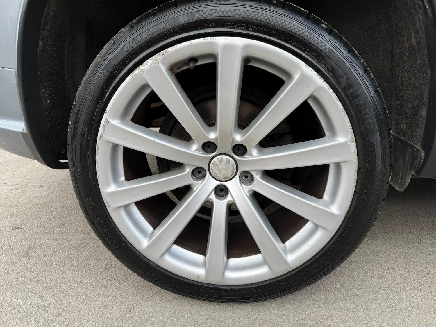 Used Volkswagen Tiguan 2010 for sale - 78066812: Photo 11