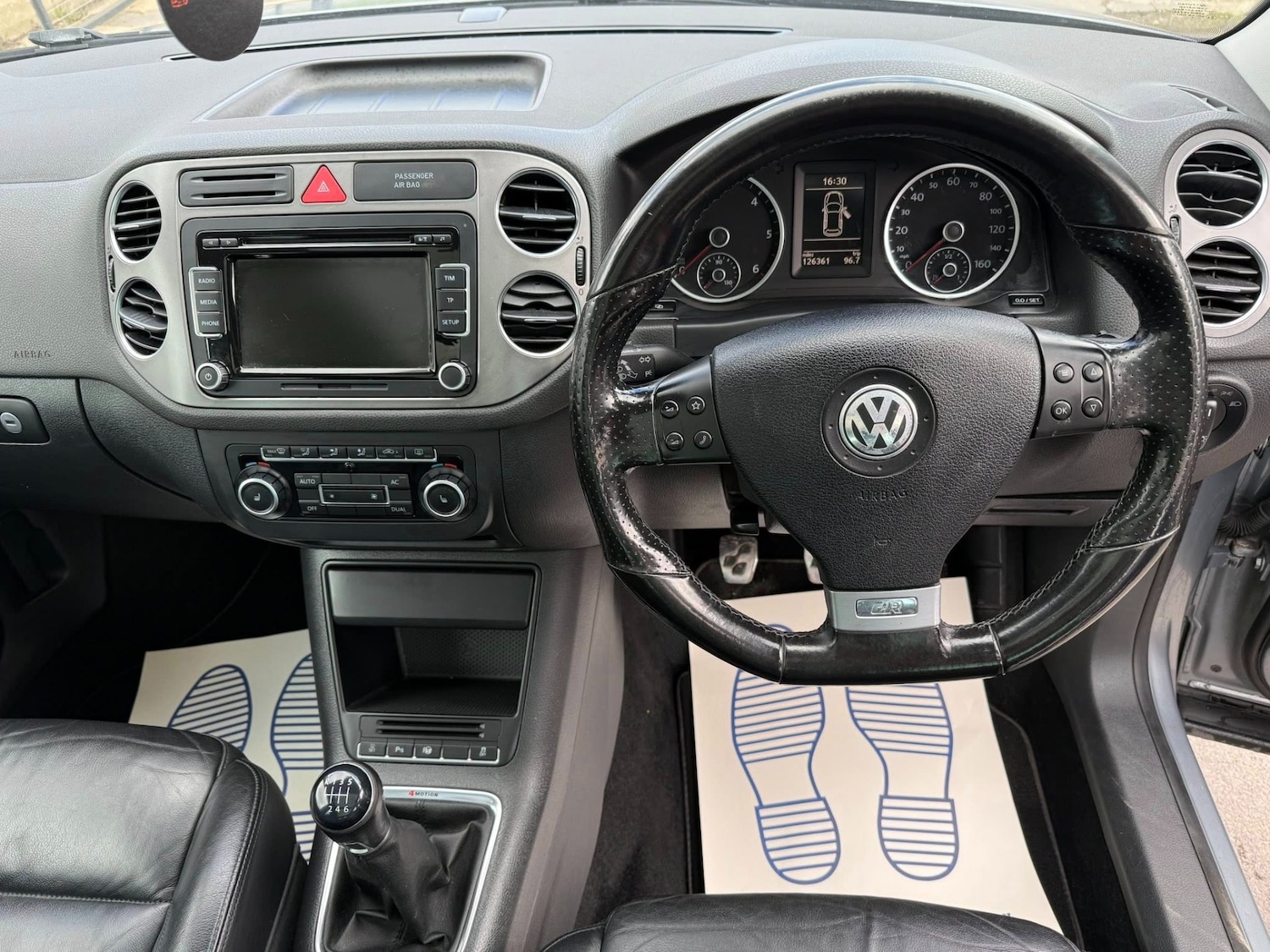 Used Volkswagen Tiguan 2010 for sale - 78066812: Photo 16