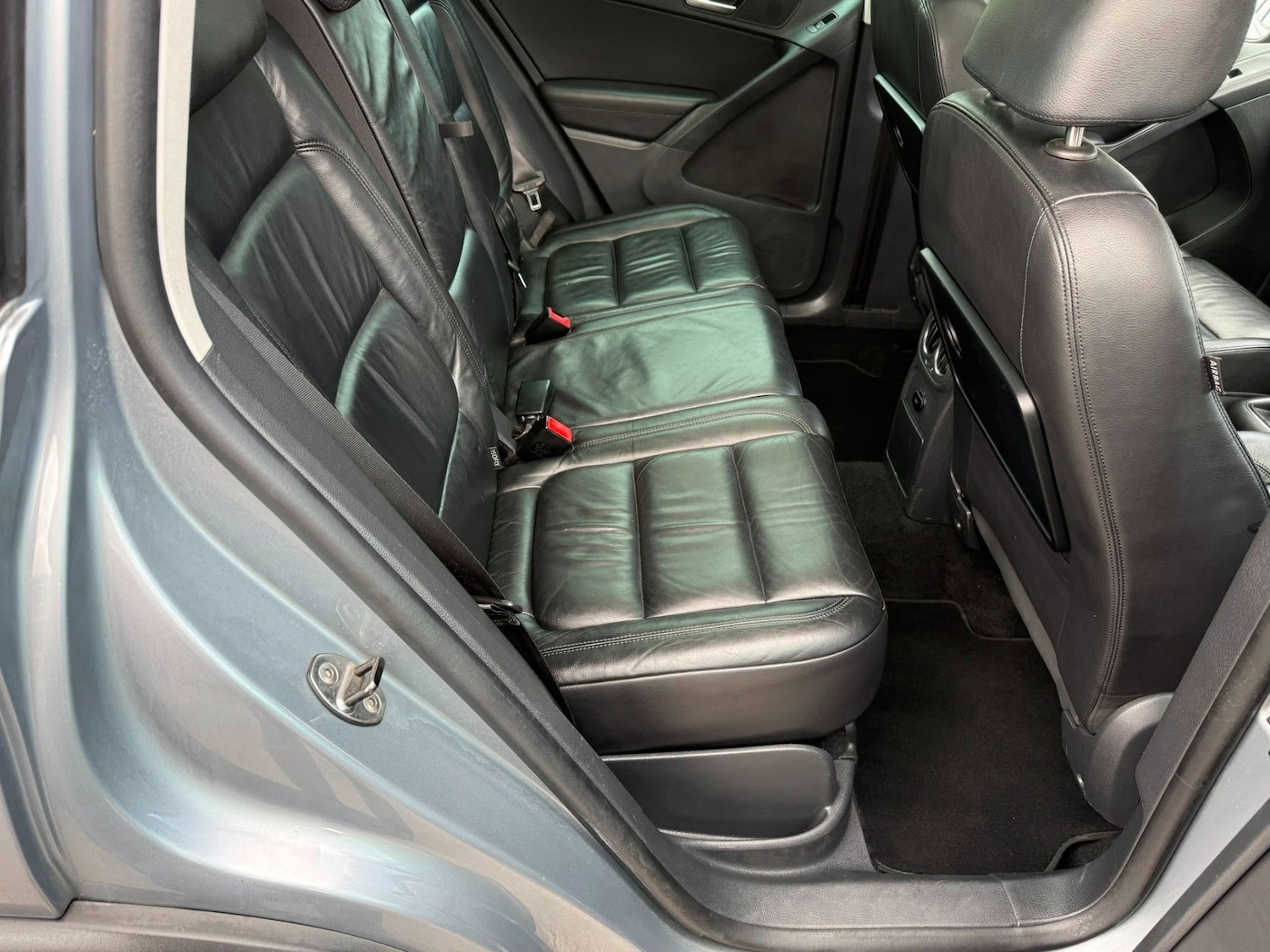 Used Volkswagen Tiguan 2010 for sale - 78066812: Photo 17