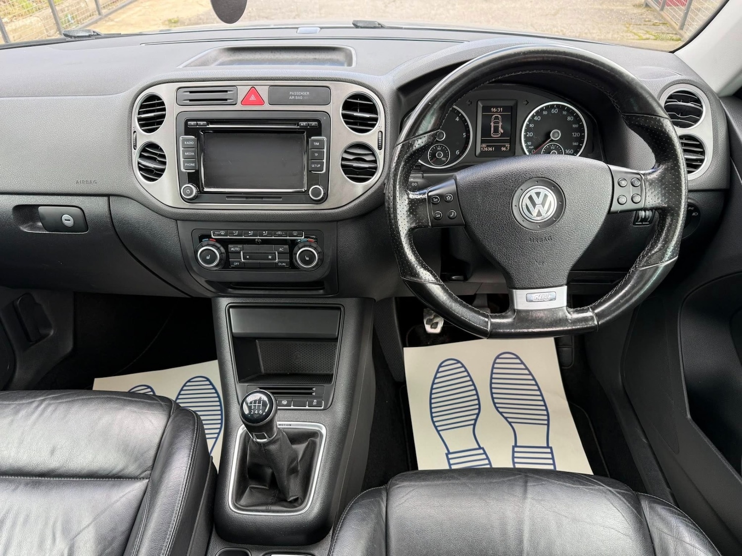 Used Volkswagen Tiguan 2010 for sale - 78066812: Photo 18