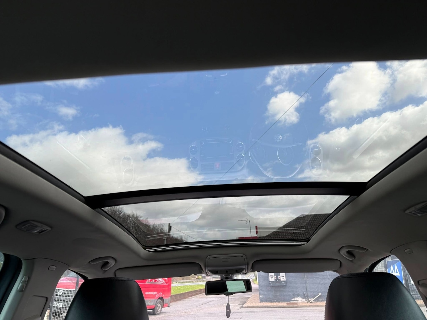 Used Volkswagen Tiguan 2010 for sale - 78066812: Photo 20