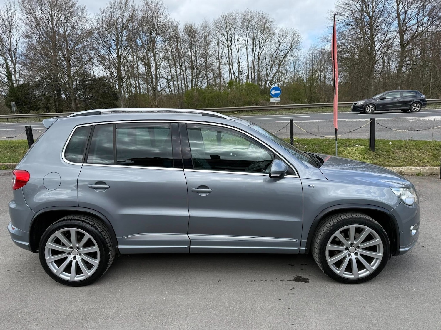 Used Volkswagen Tiguan 2010 for sale - 78066812: Photo 7