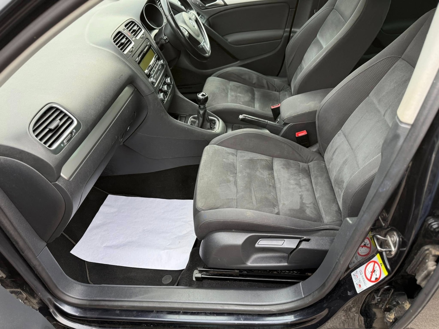 Used Volkswagen Golf 2010 for sale - 77324676: Photo 16