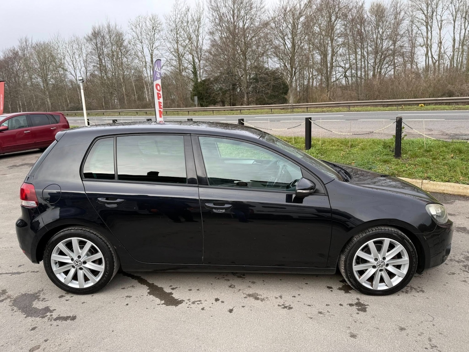 Used Volkswagen Golf 2010 for sale - 77324676: Photo 6