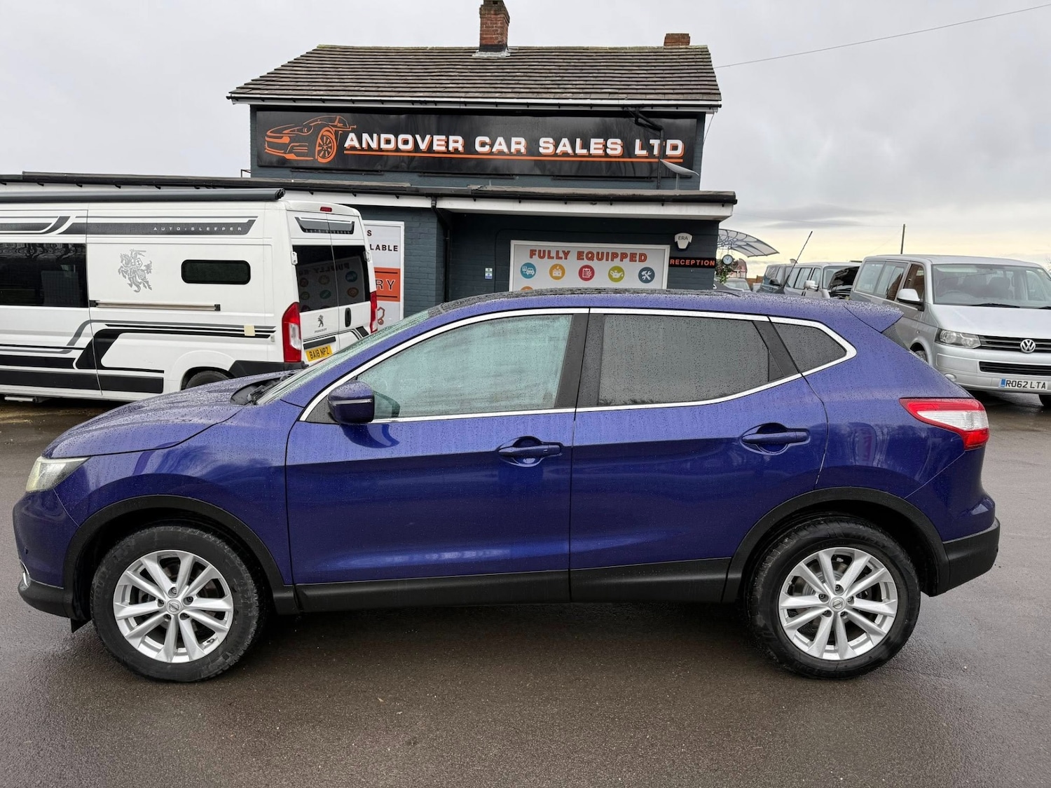 Used Nissan Qashqai 2014 for sale - 76807323: Photo 2