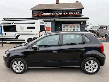 Used Volkswagen Polo 2010 for sale - 76243344: Photo 2