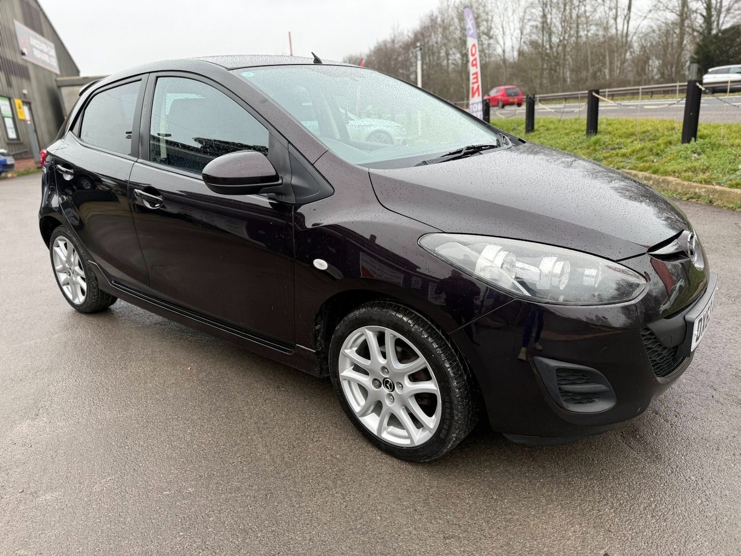 Used Mazda Mazda2 2013 for sale - 77240371: Photo 9