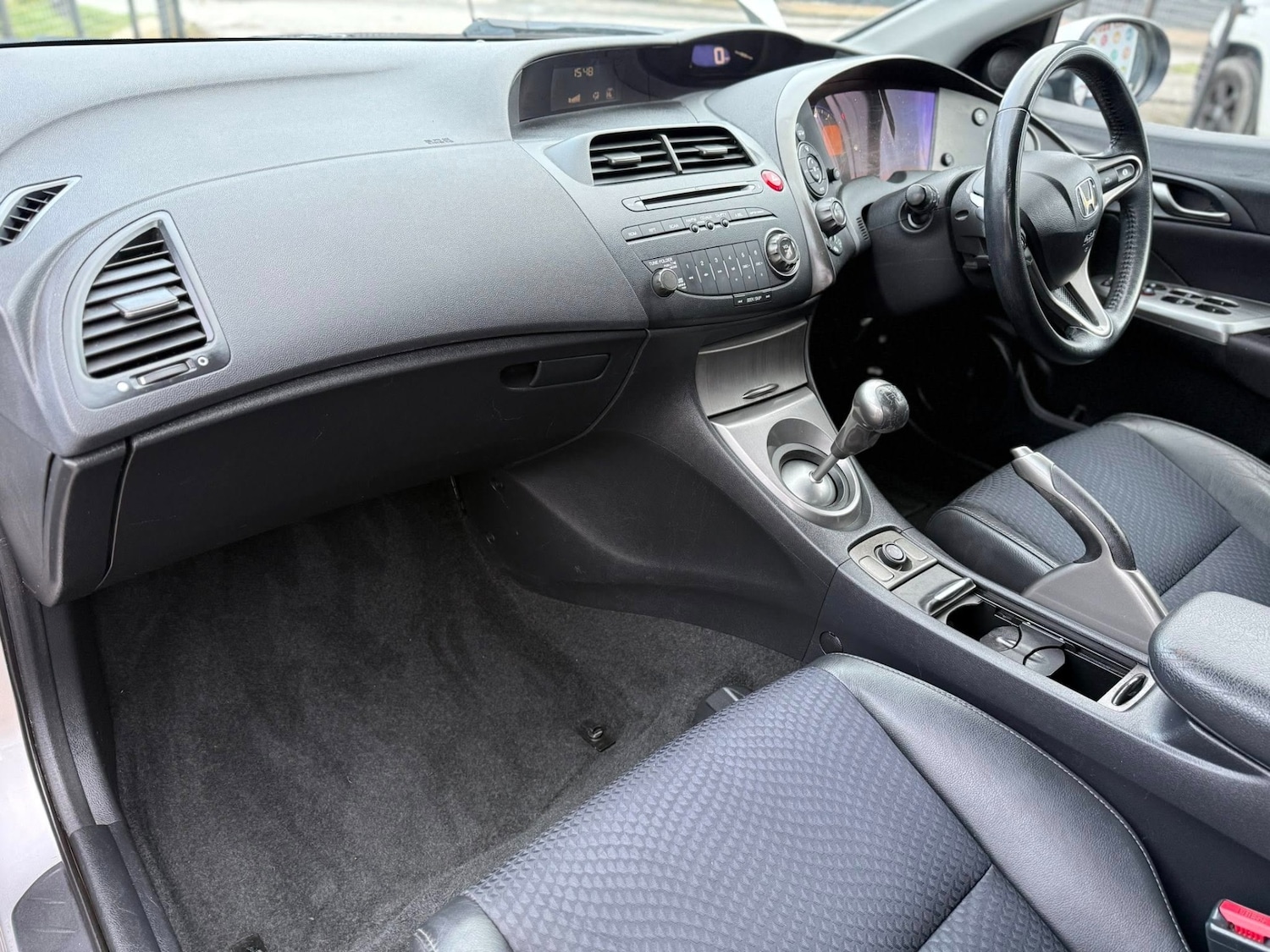 Used Honda Civic 2010 for sale - 77261238: Photo 17