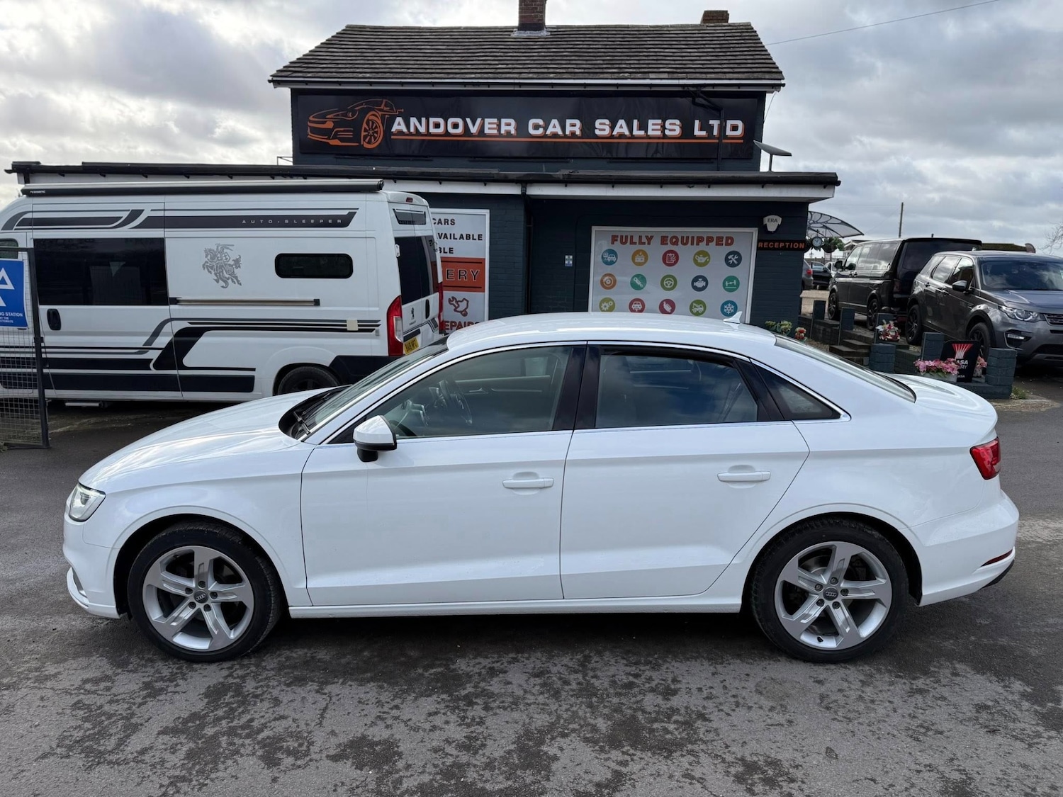 Used Audi A3 2017 for sale - 77567548: Photo 2