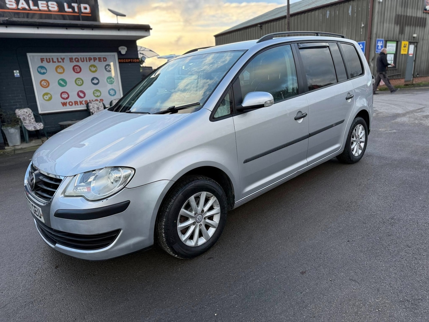 Used Volkswagen Touran 2007 for sale - 76906149: Photo 1